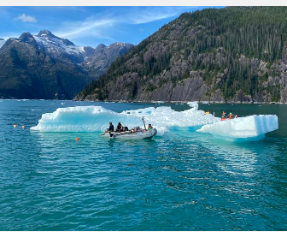 俄勒冈州立大学的研究表明气泡的破裂可能在冰川融化过程中发挥关键作用